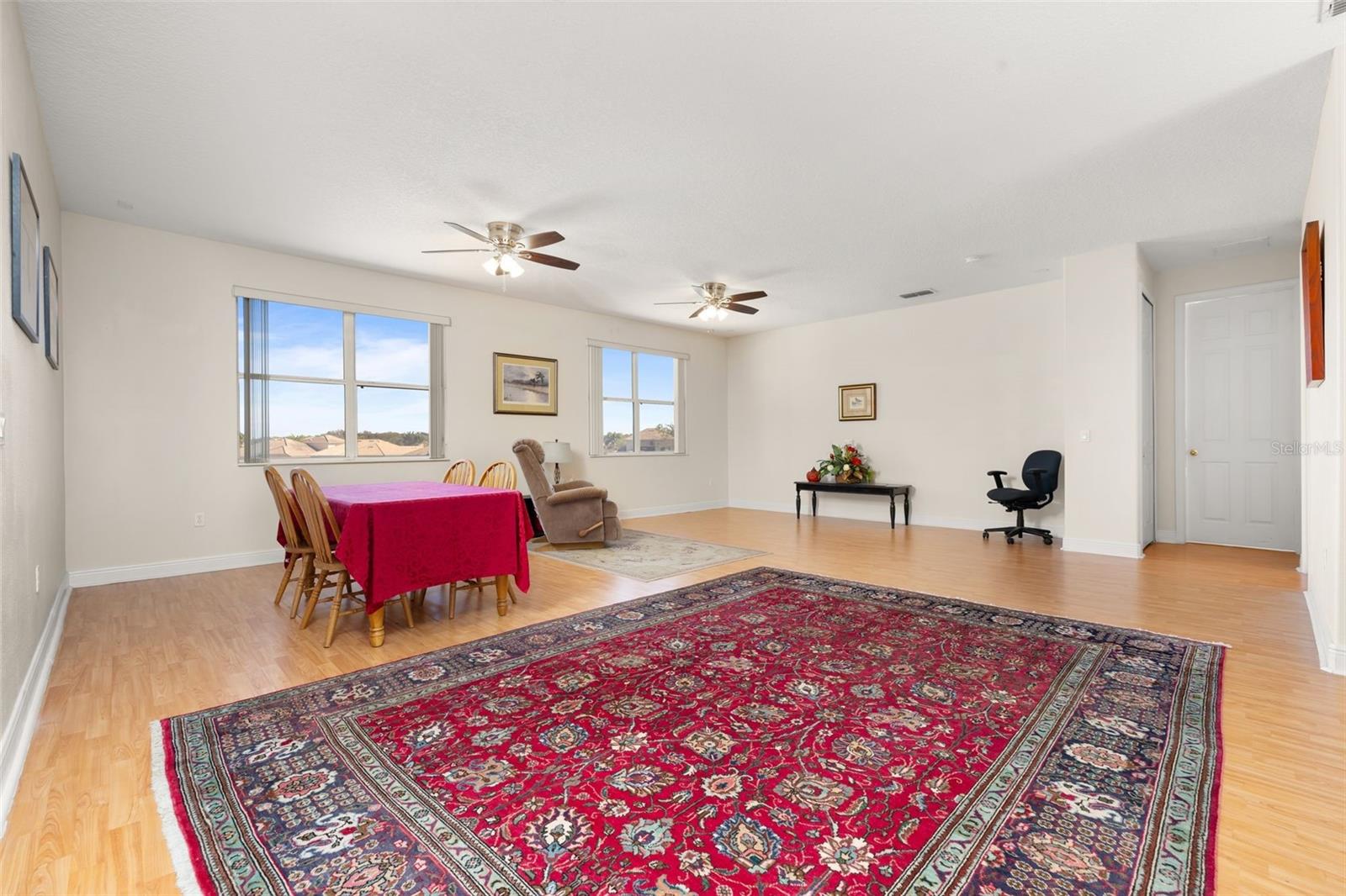 Image 44 of 99 For 2631 Captains Court