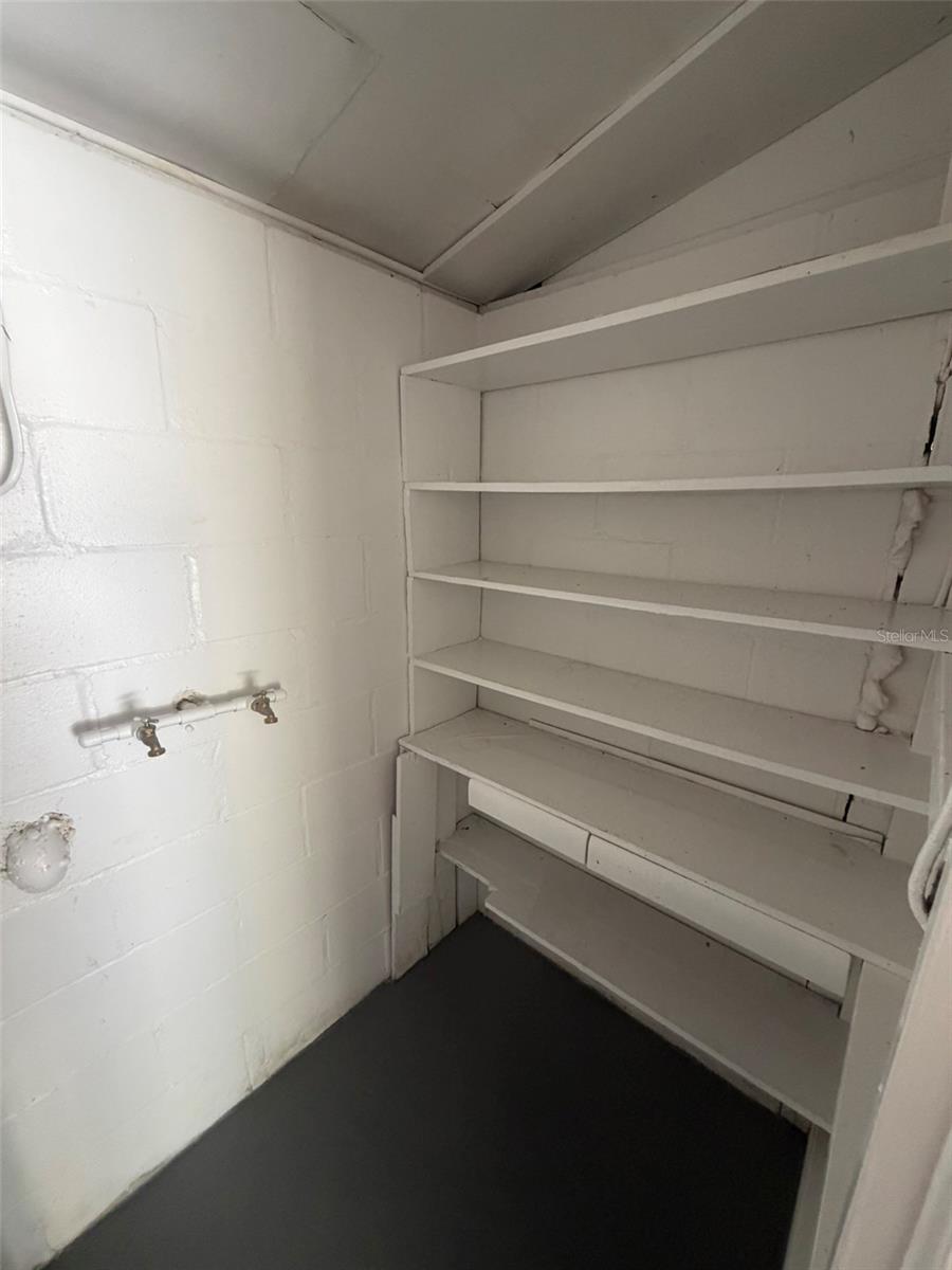 Image 33 of 33 For 719 Martin Street