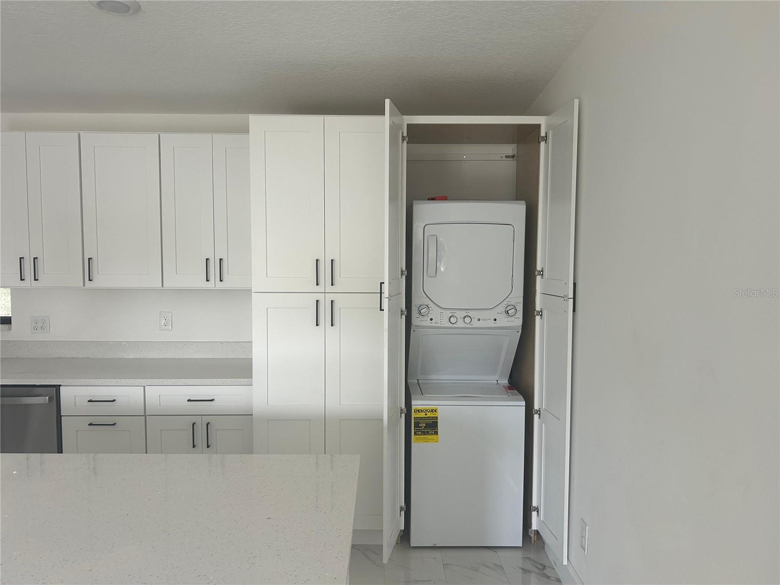 Image 13 of 14 For 2511 Drake Drive