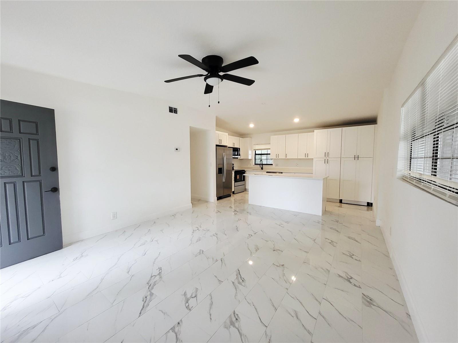 Image 7 of 14 For 2511 Drake Drive