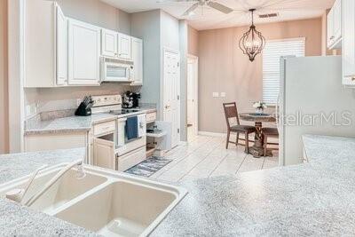 Image 14 of 43 For 93 Oak Leaf Drive