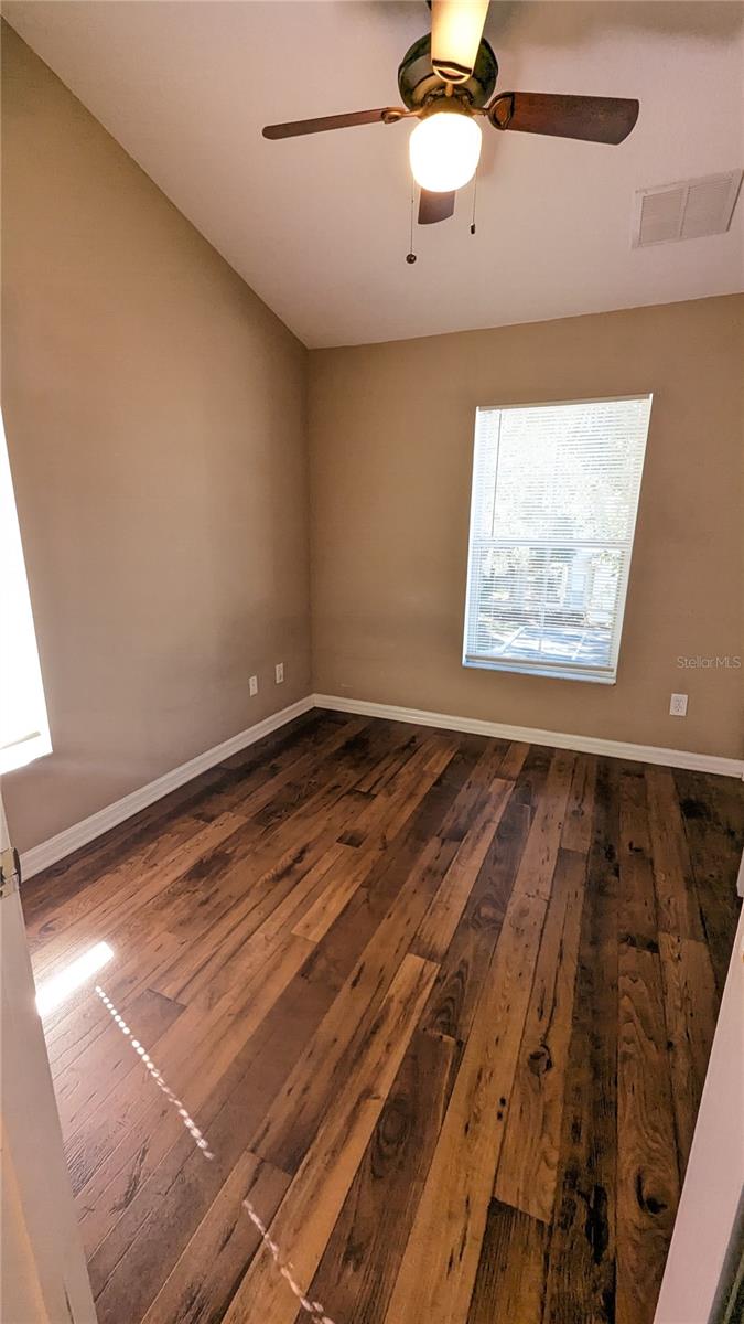 Image 10 of 24 For 10166 Regent Park Drive 10166