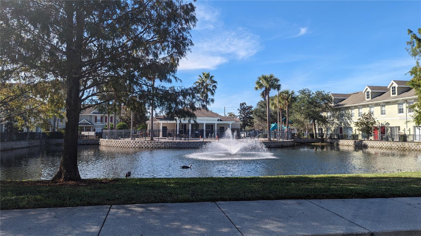 Image 21 of 24 For 10166 Regent Park Drive 10166