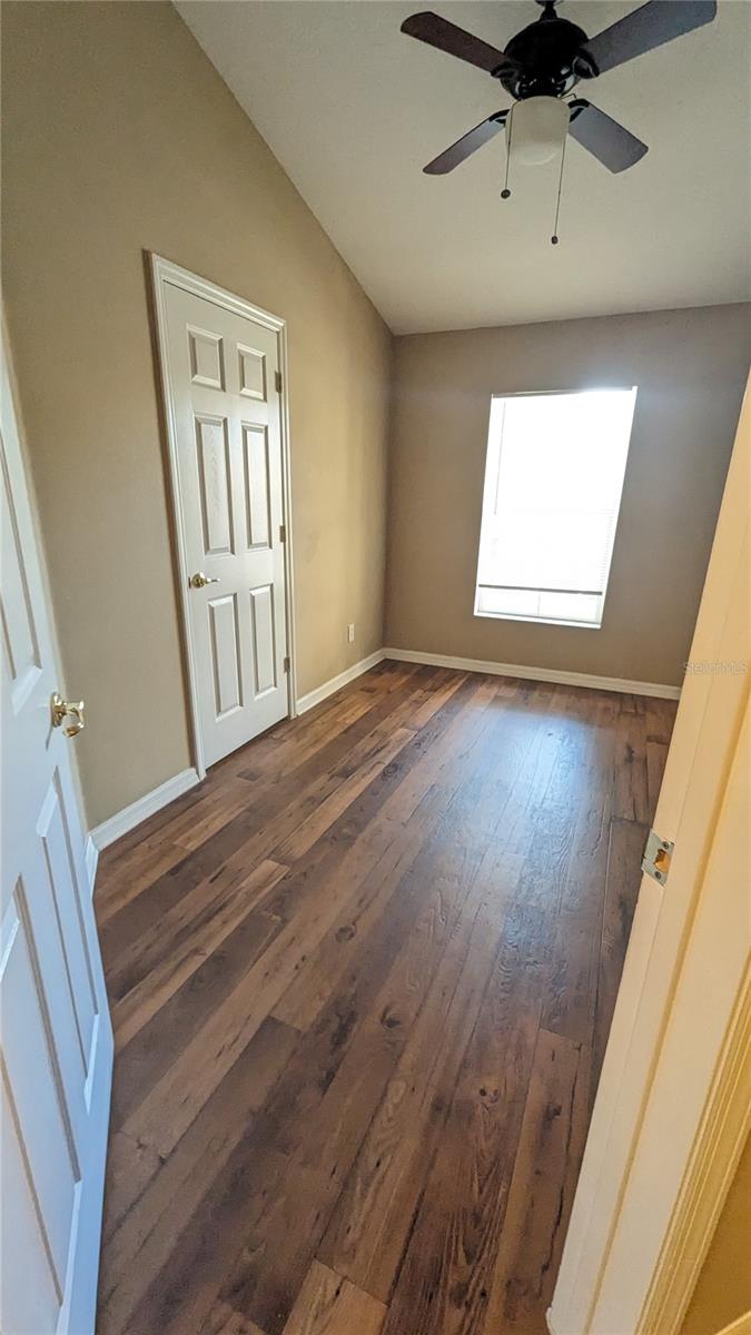 Image 7 of 24 For 10166 Regent Park Drive 10166