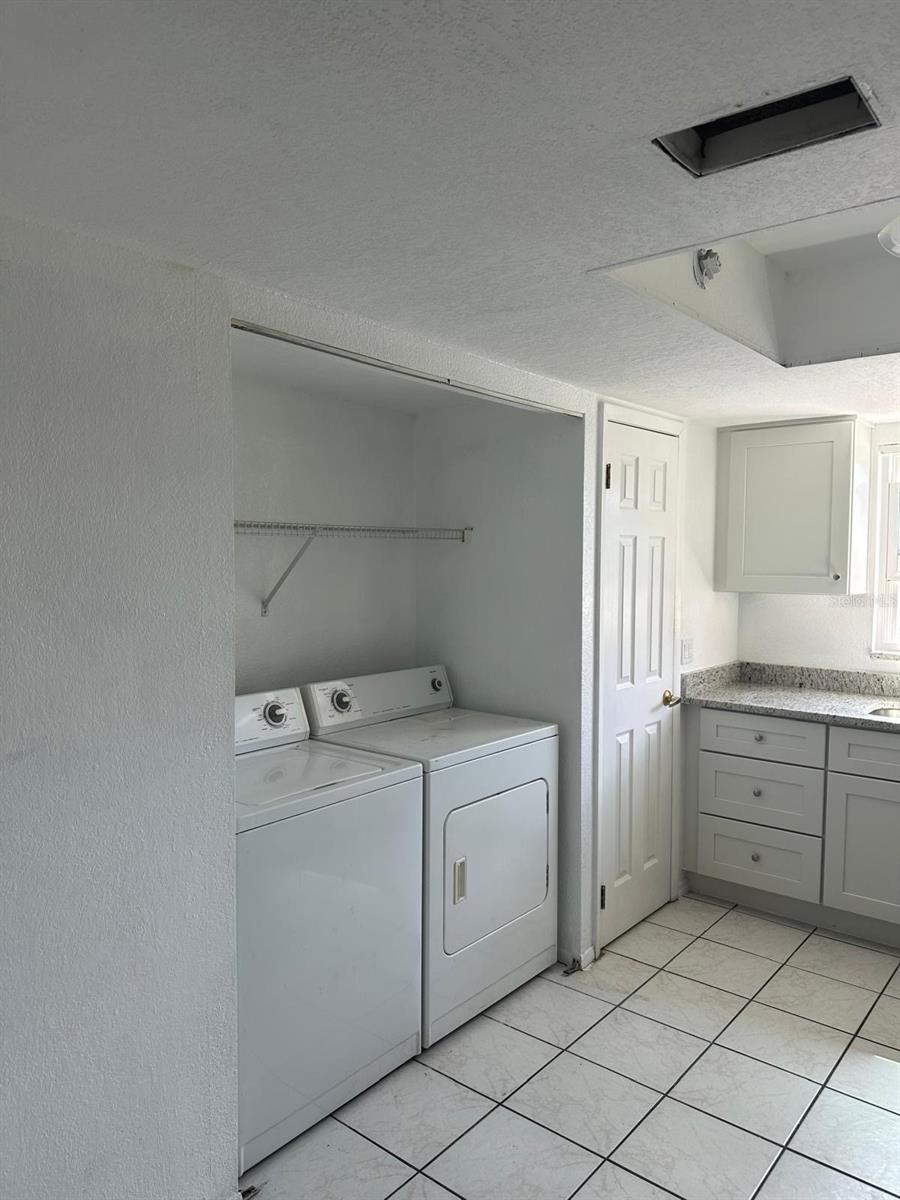 Image 5 of 25 For 2409 Barley Club Drive 3