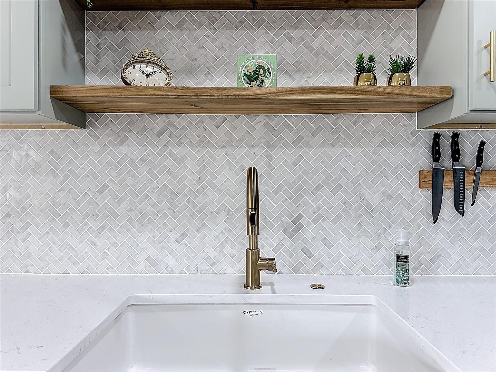 Image 13 of 37 For 122 Windtree Lane O-204