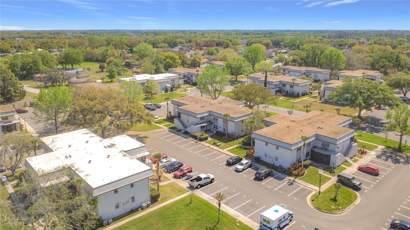 Image 35 of 37 For 122 Windtree Lane O-204