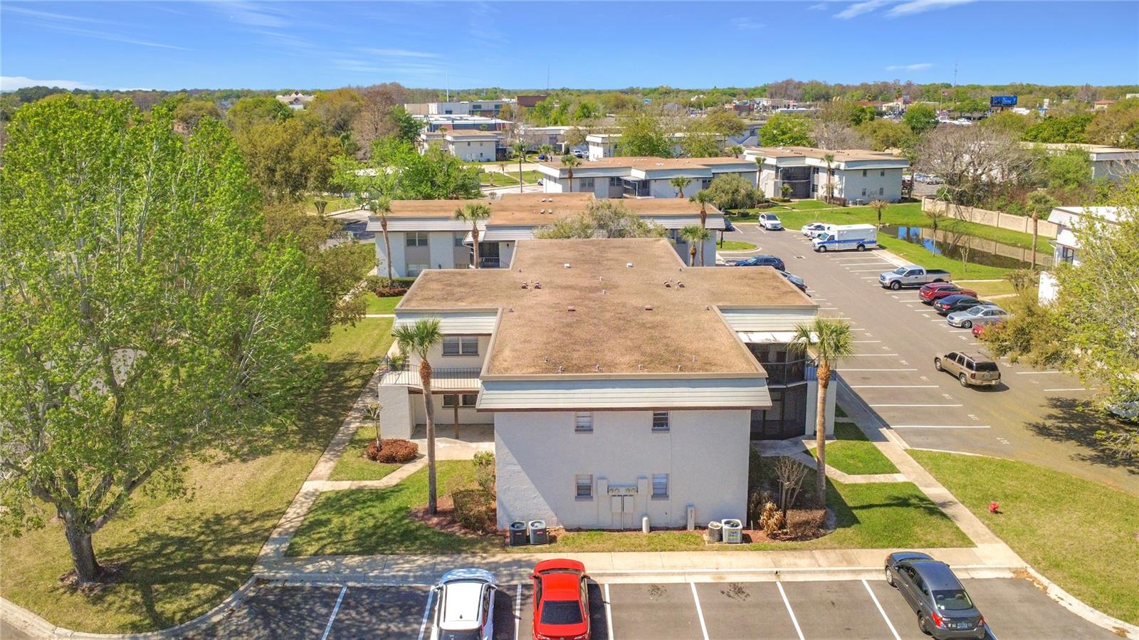 Image 36 of 37 For 122 Windtree Lane O-204