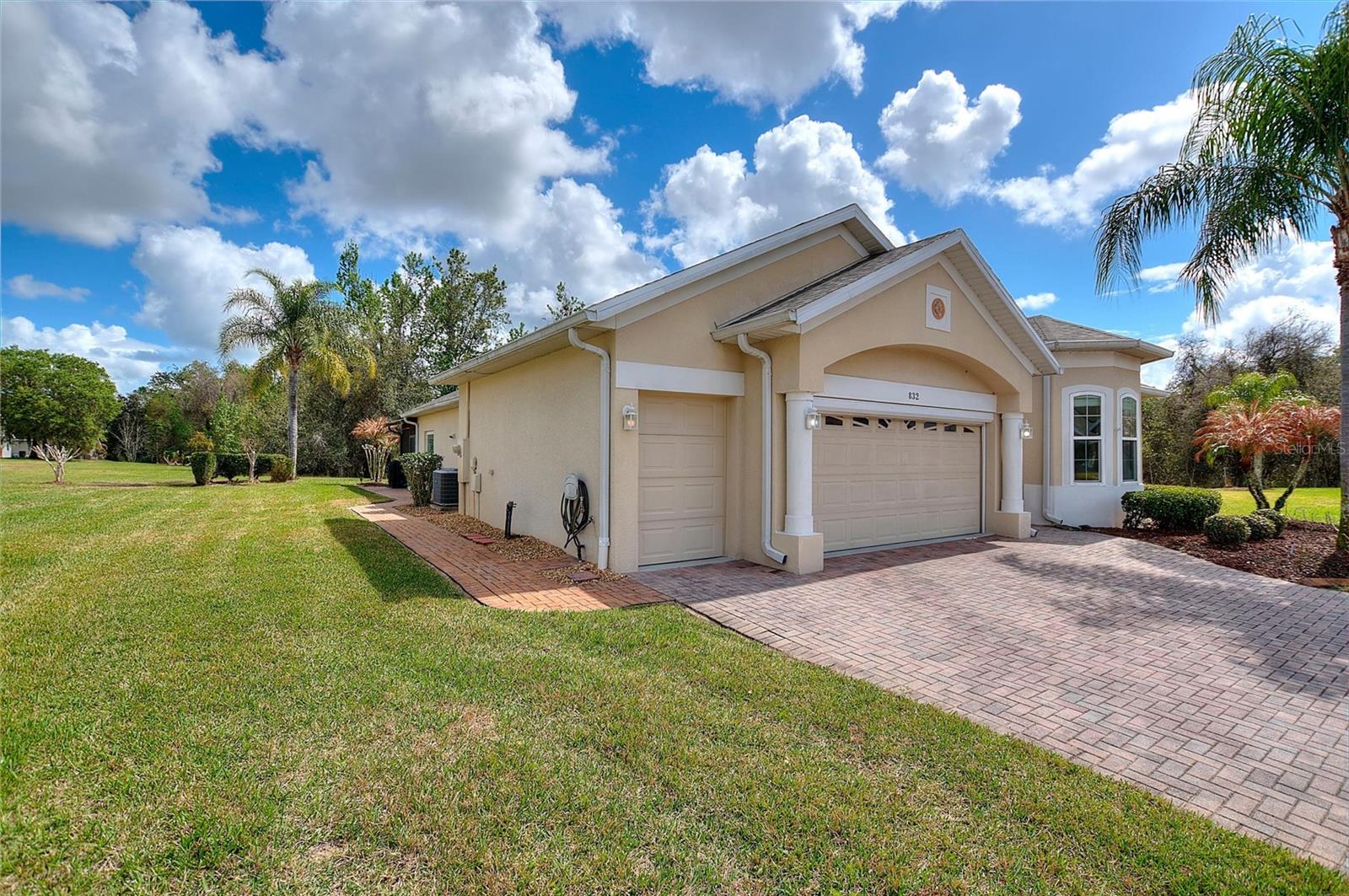 Image 20 of 55 For 832 Cunningham Dr