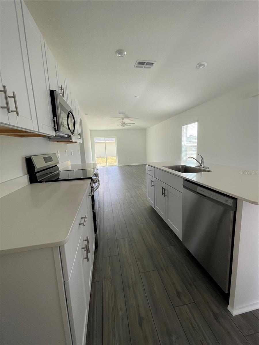 Image 3 of 11 For 3669 30th Terrace