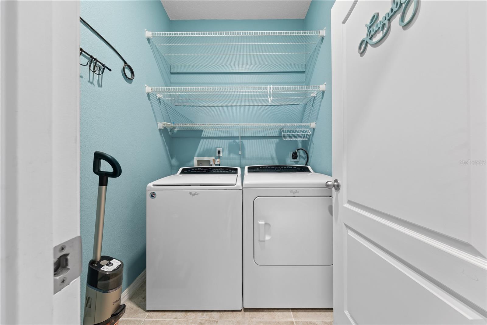 Image 27 of 61 For 2414 Hastings Boulevard