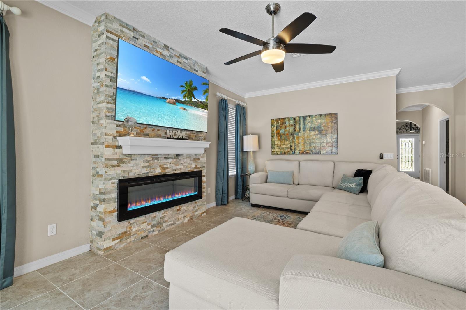 Image 34 of 61 For 2414 Hastings Boulevard