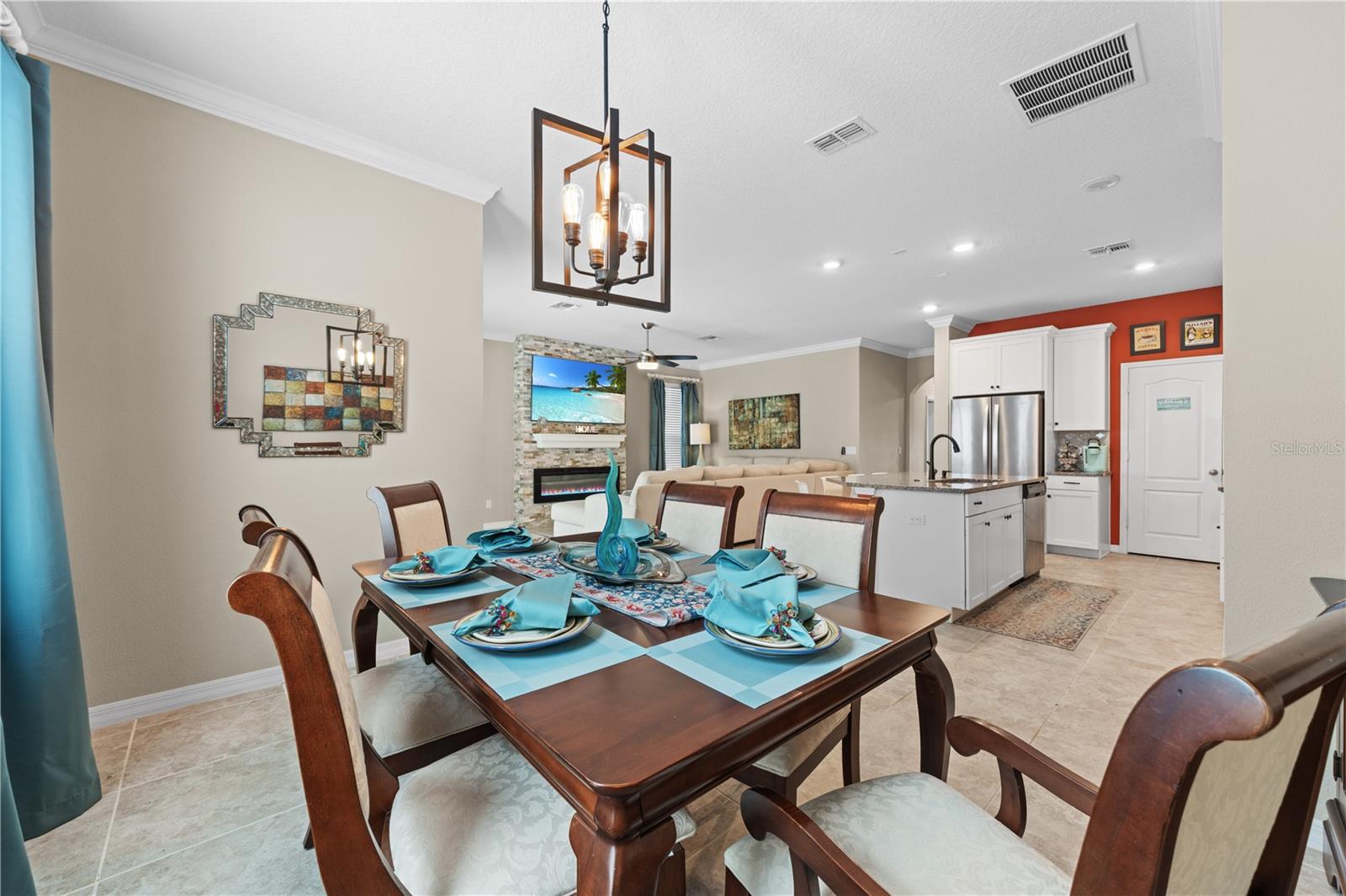 Image 43 of 61 For 2414 Hastings Boulevard