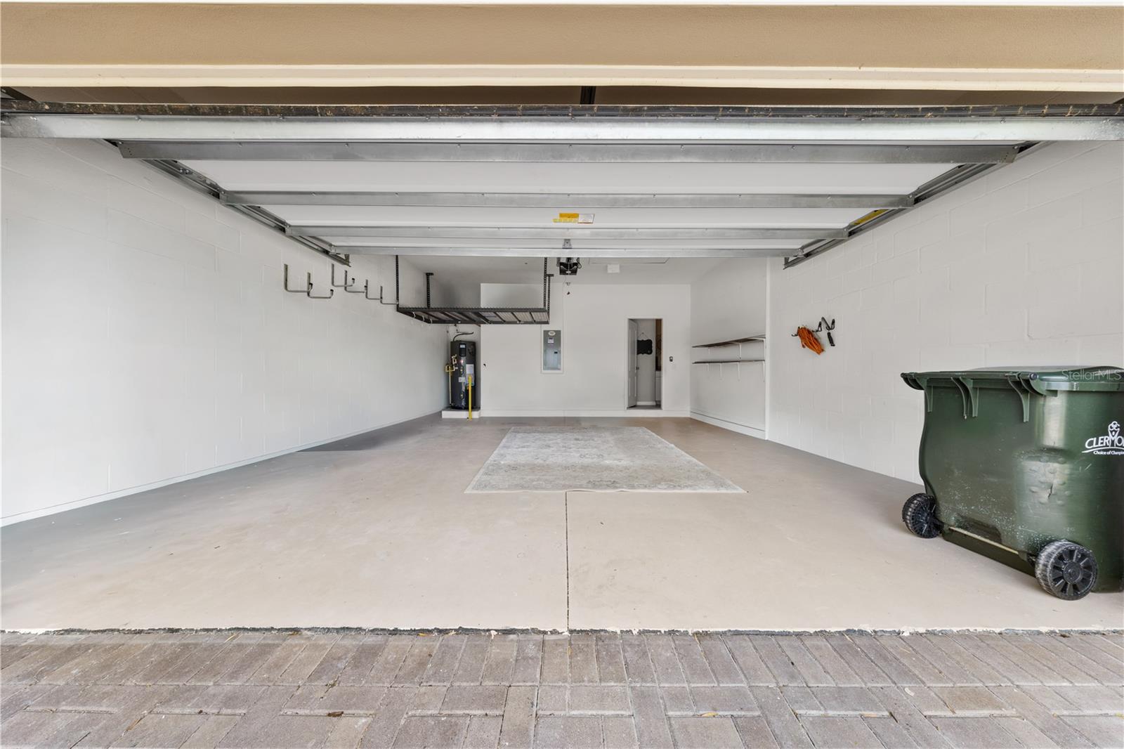 Image 50 of 61 For 2414 Hastings Boulevard