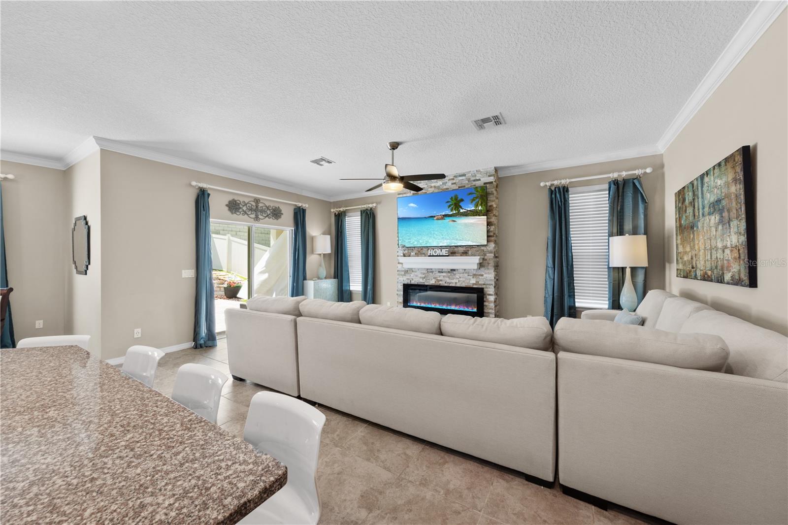 Image 7 of 61 For 2414 Hastings Boulevard