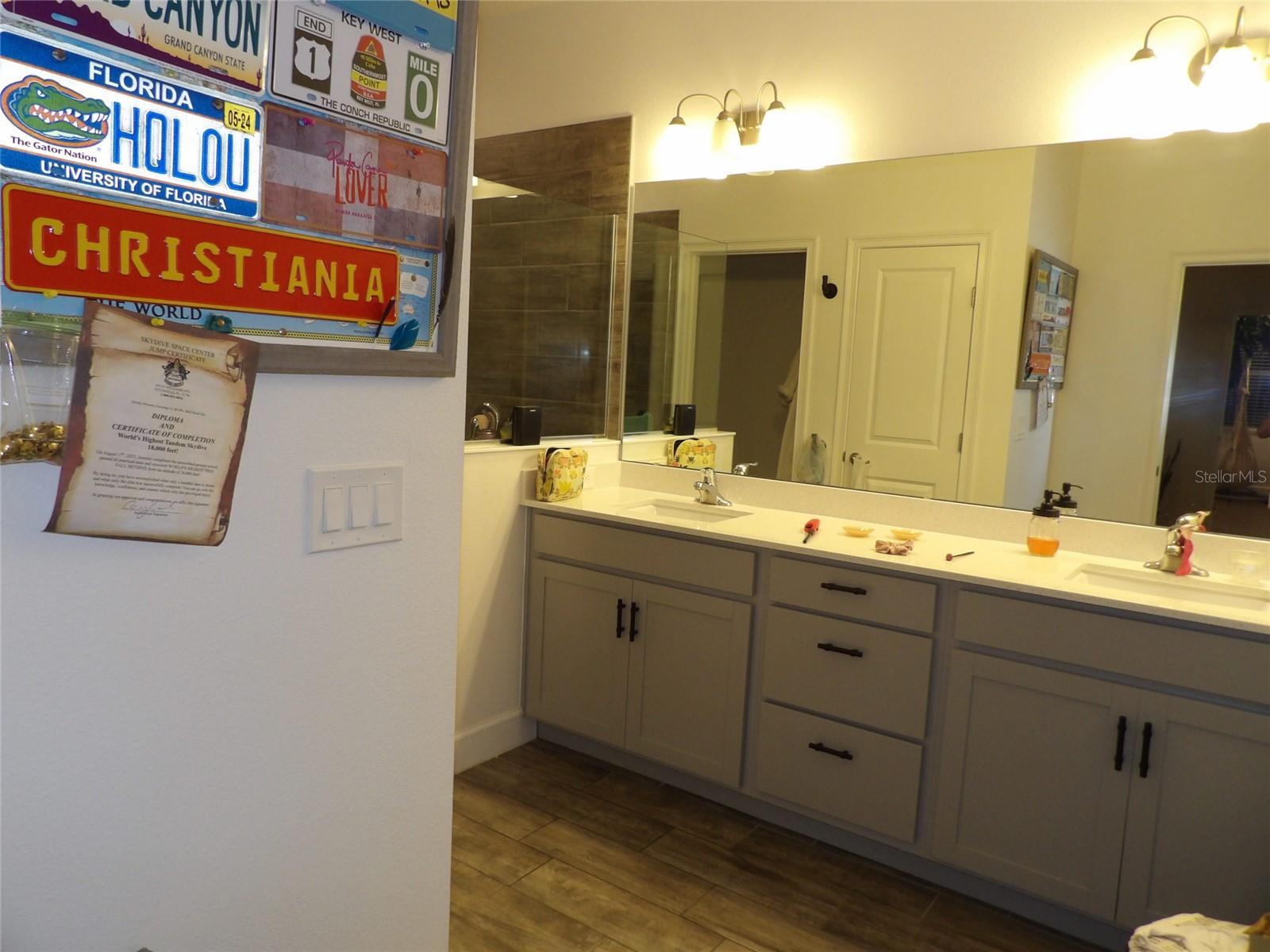 Image 10 of 30 For 17896 Passionflower Circle