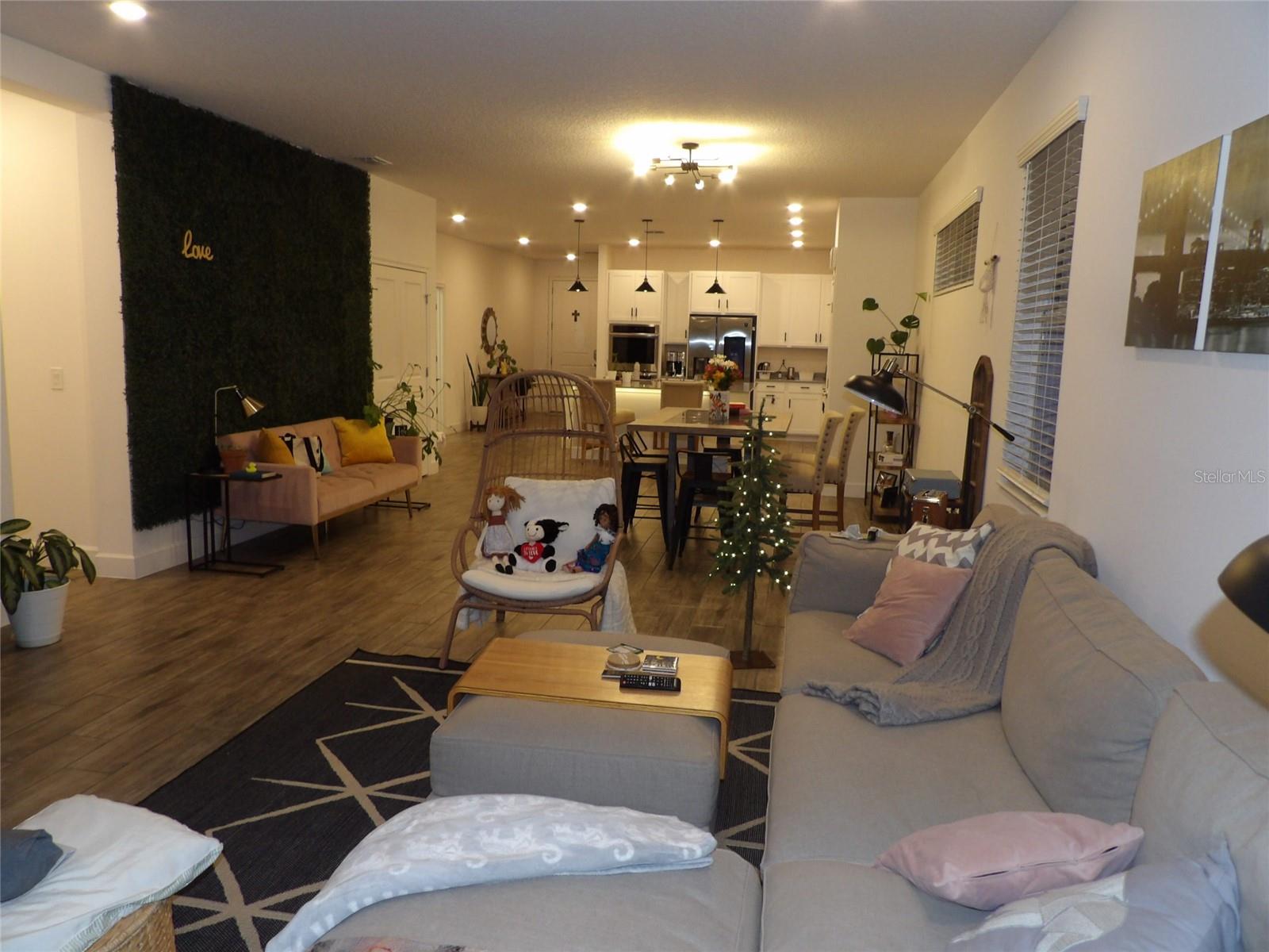 Image 7 of 30 For 17896 Passionflower Circle