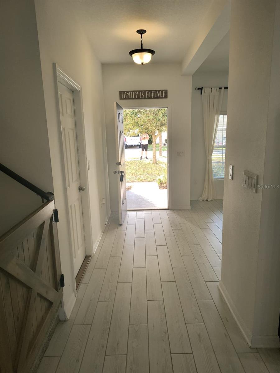 Image 4 of 16 For 3031 Sanderling Street