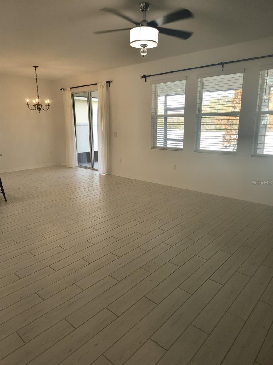 Image 6 of 16 For 3031 Sanderling Street