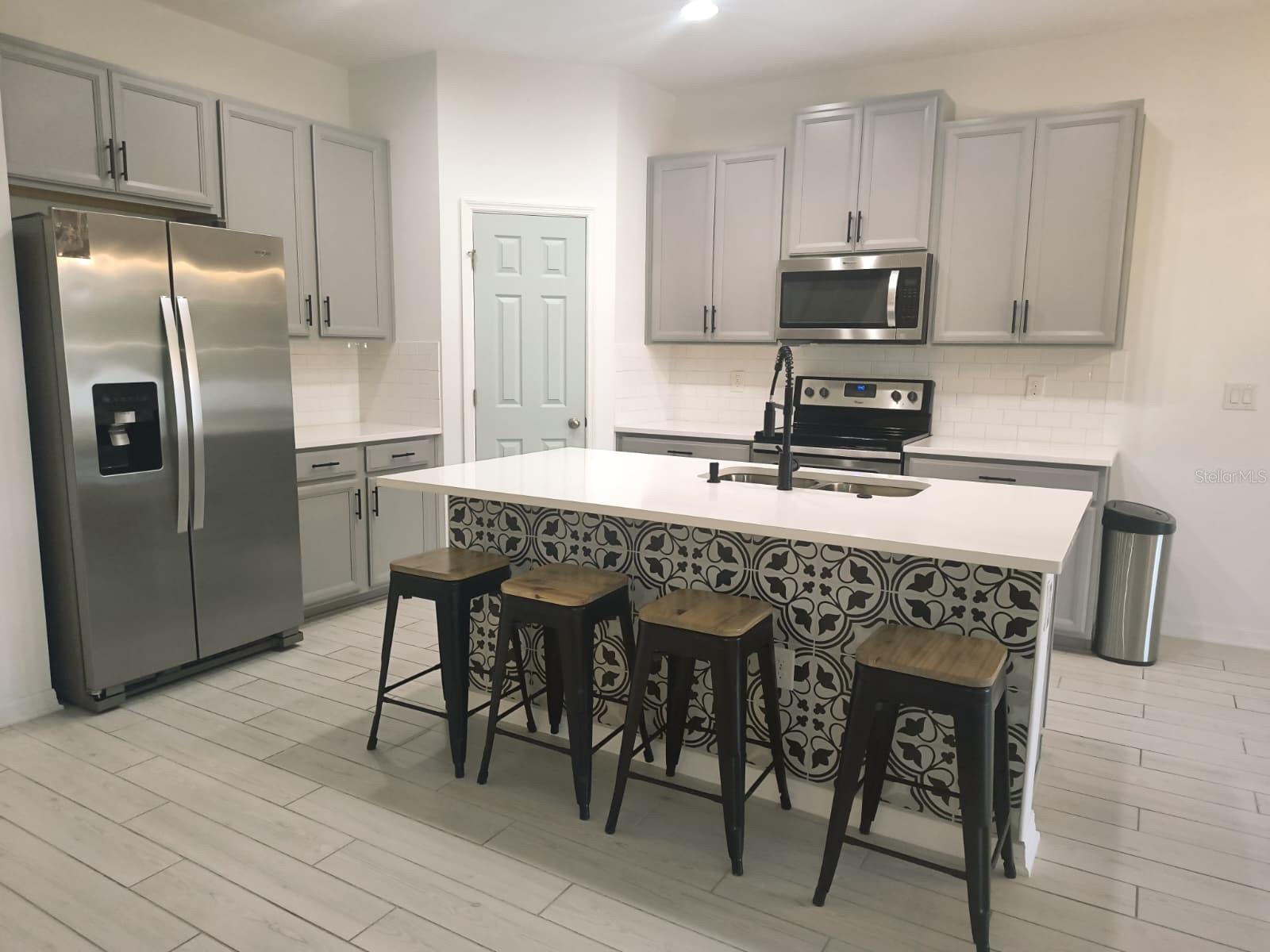 Image 7 of 16 For 3031 Sanderling Street