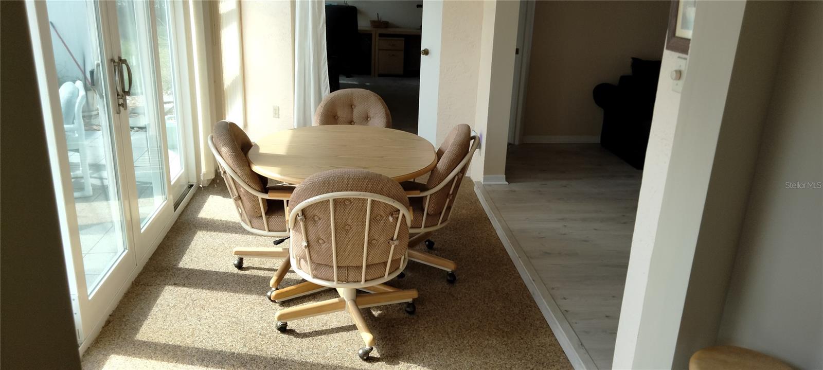 Image 11 of 31 For 1812 Atrium Drive