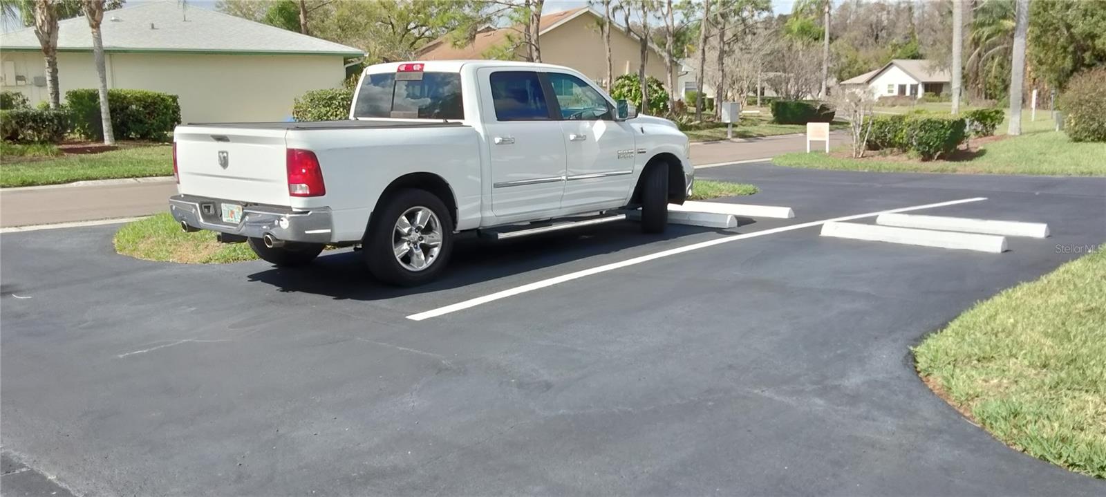 Image 30 of 31 For 1812 Atrium Drive