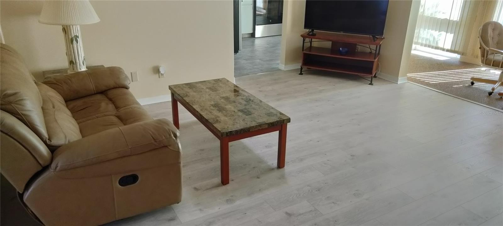 Image 8 of 31 For 1812 Atrium Drive