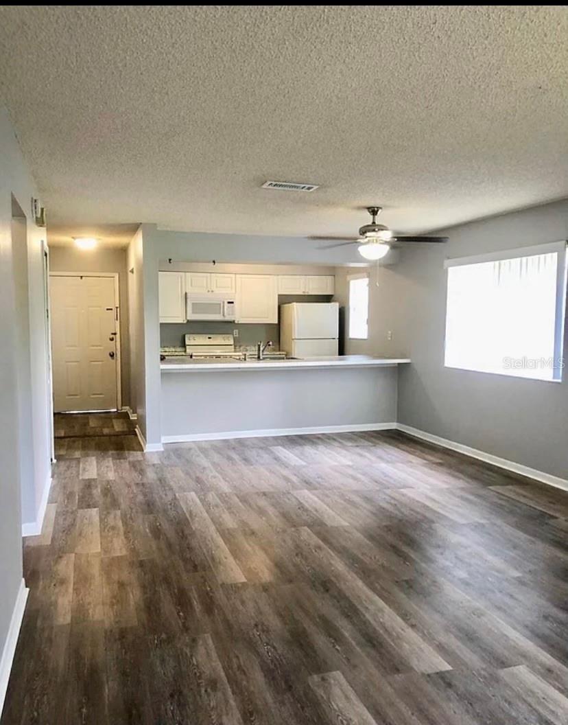 Image 10 of 10 For 2191 Columbia Boulevard 3