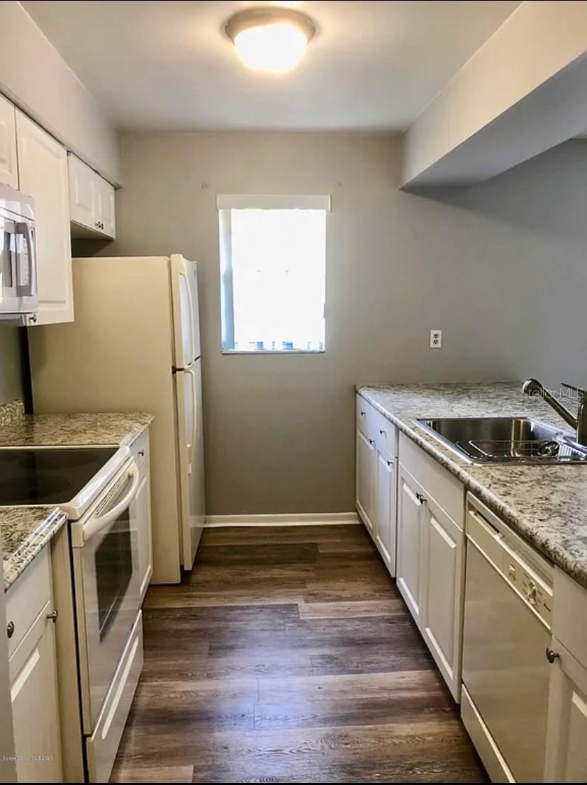 Image 4 of 10 For 2191 Columbia Boulevard 3