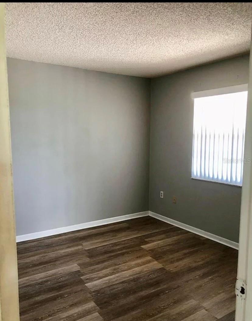 Image 6 of 10 For 2191 Columbia Boulevard 3