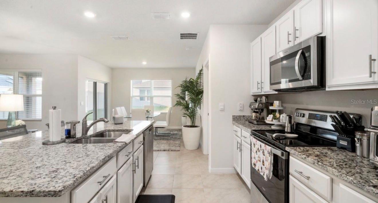 Image 4 of 10 For 5395 Pine Lilly Drive