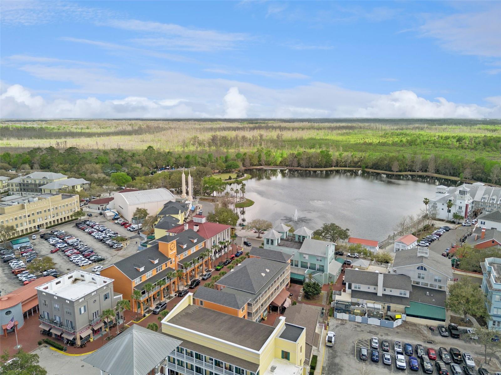 Image 25 of 31 For 606 Market Street 240