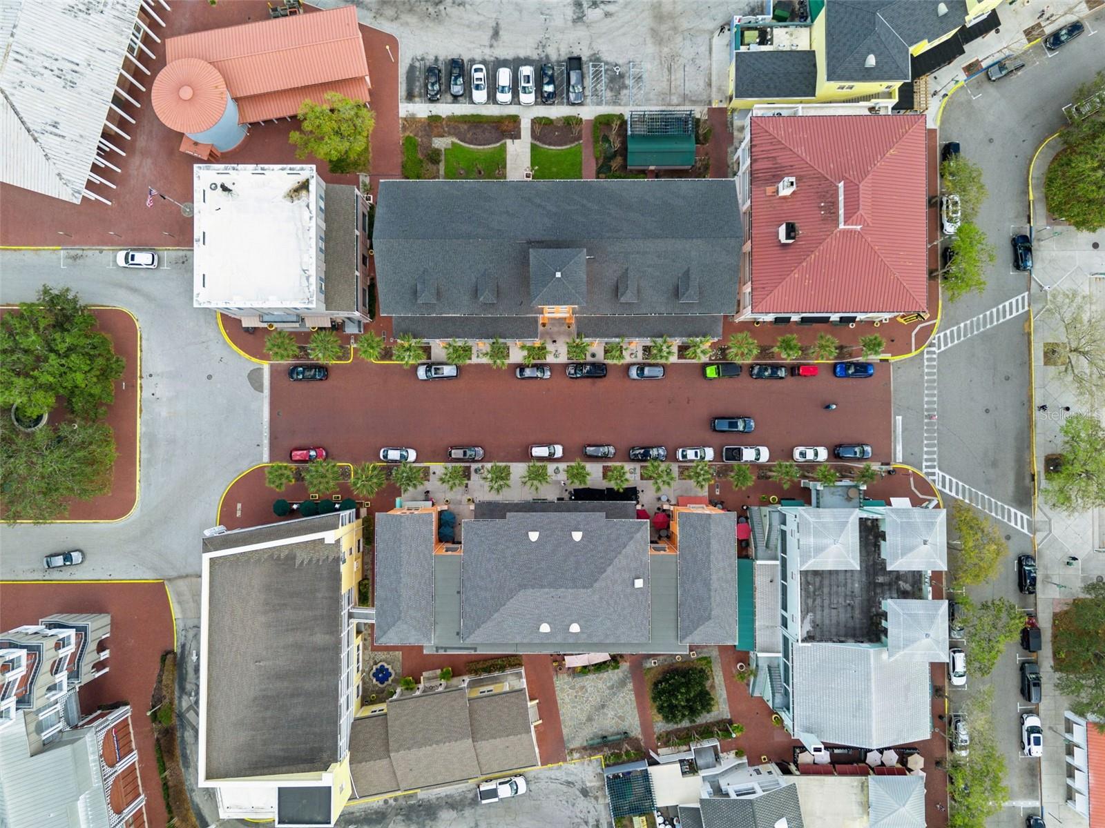 Image 28 of 31 For 606 Market Street 240