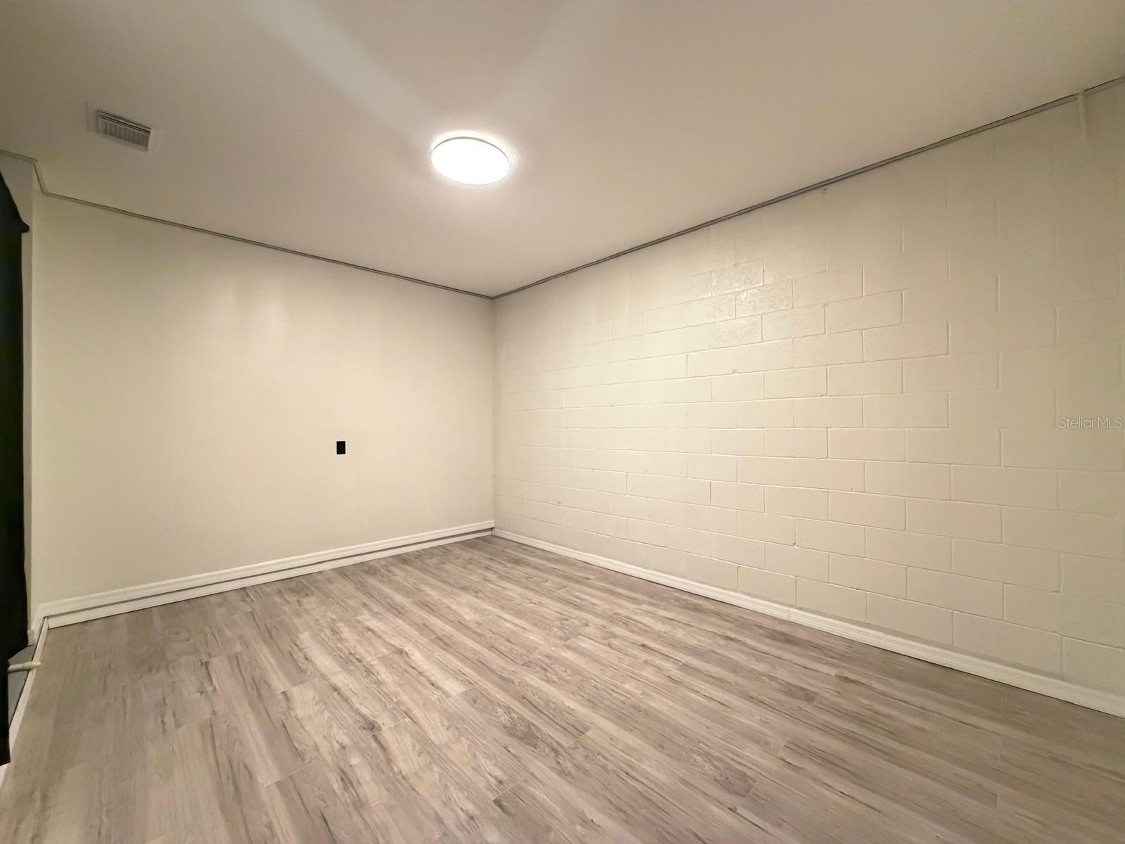 Image 27 of 42 For 3647 Vega Creek Drive