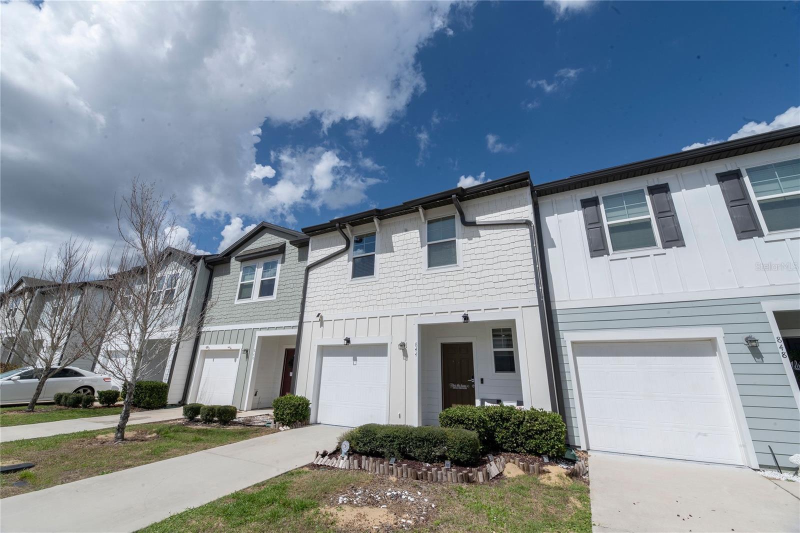 Image 3 of 41 For 844 Grandin Street