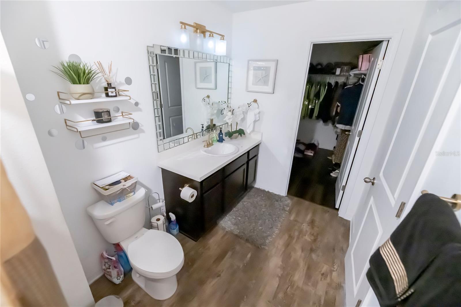 Image 30 of 41 For 844 Grandin Street