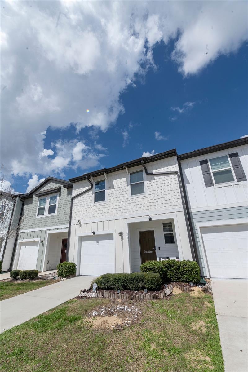 Image 4 of 41 For 844 Grandin Street