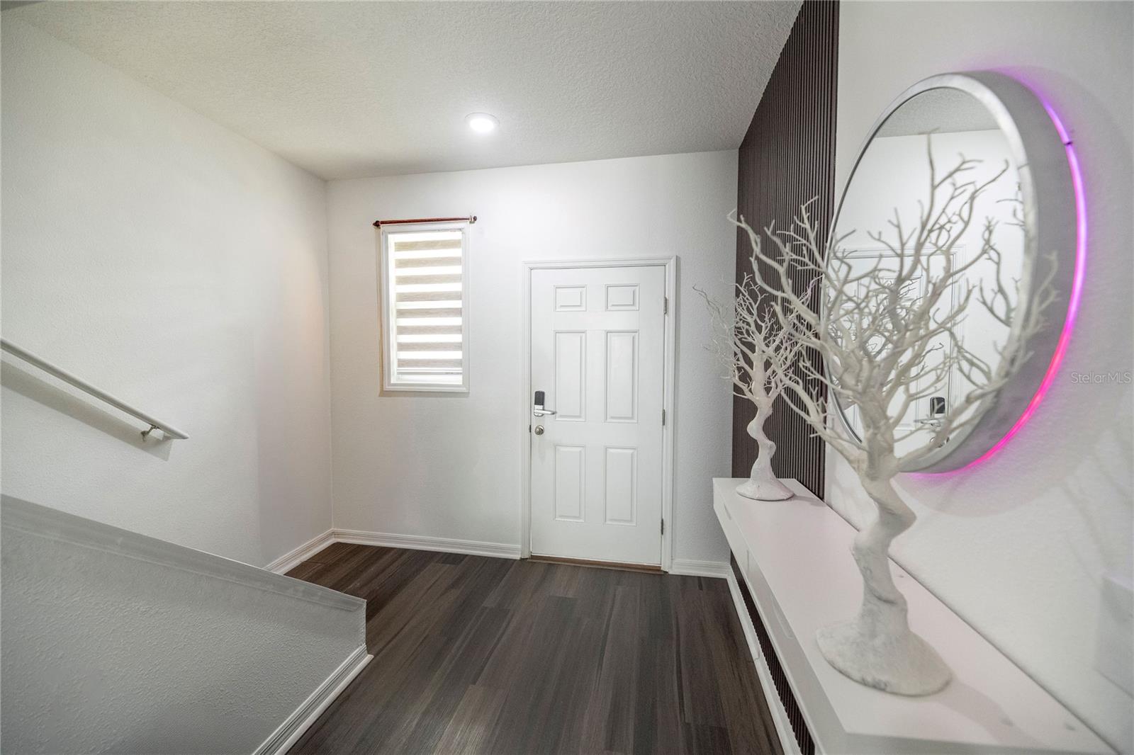 Image 8 of 41 For 844 Grandin Street