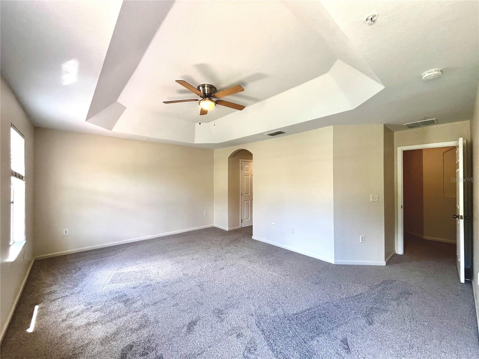 Image 10 of 26 For 2950 Ashland Lane S