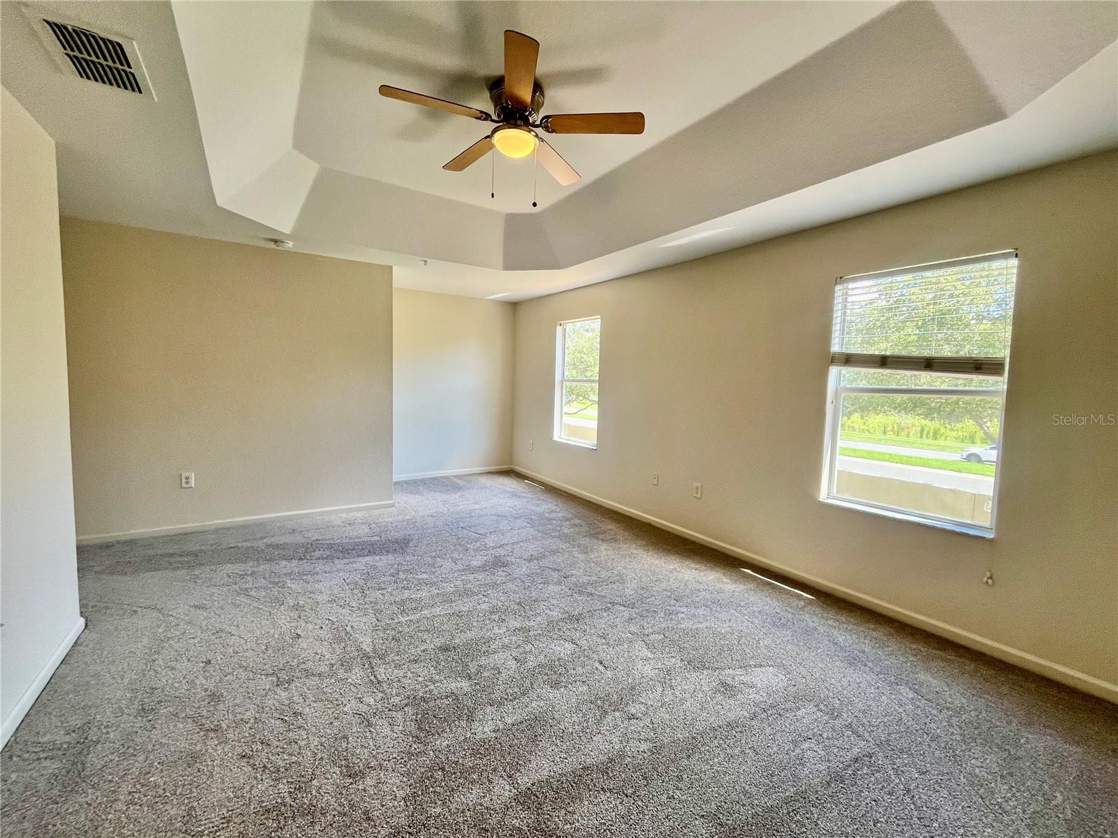 Image 11 of 26 For 2950 Ashland Lane S