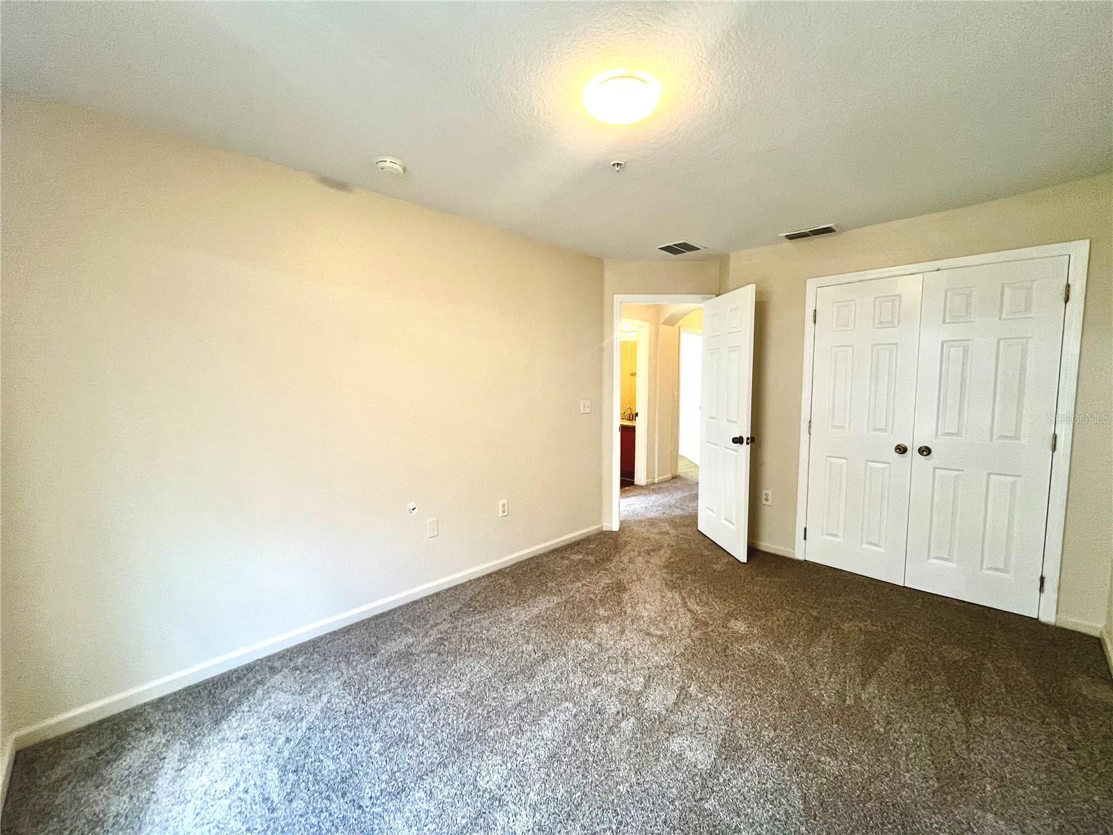 Image 16 of 26 For 2950 Ashland Lane S