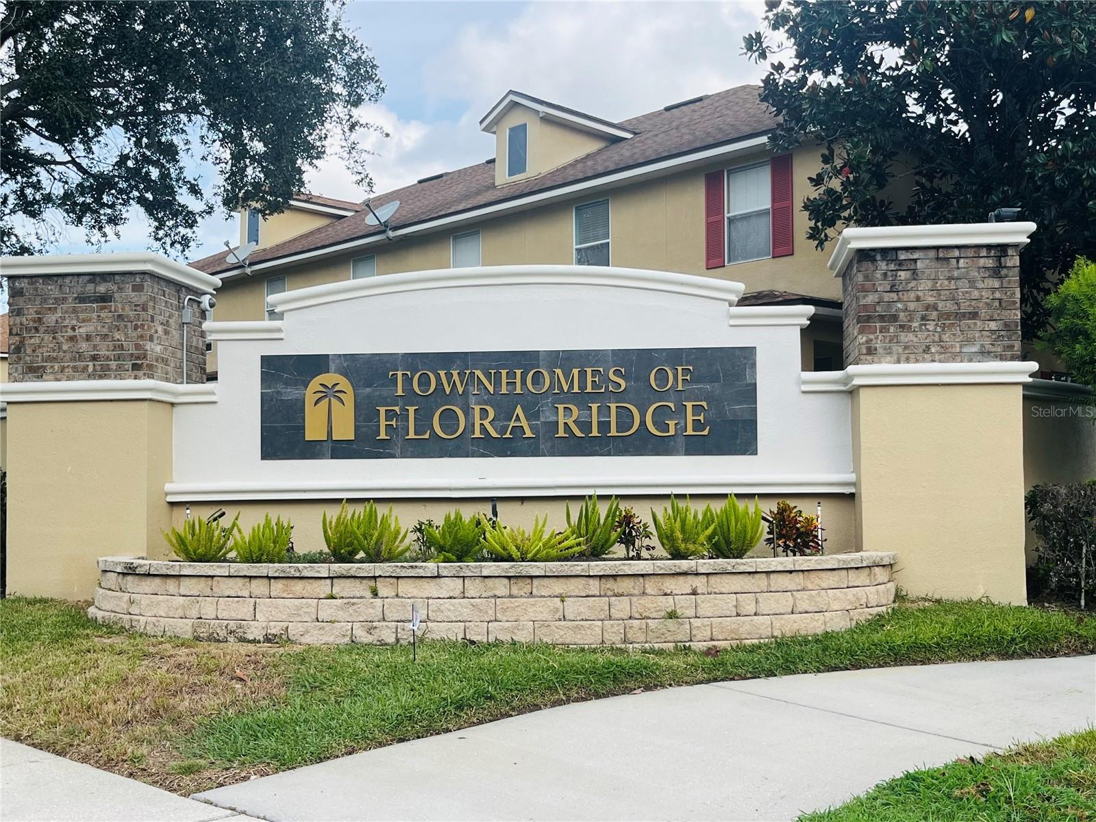 Image 3 of 26 For 2950 Ashland Lane S