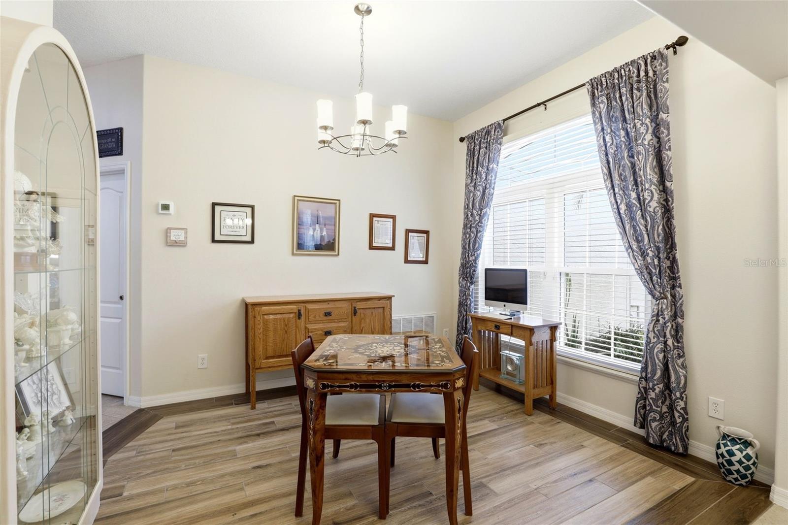 Image 15 of 54 For 1914 Big Cypress Drive