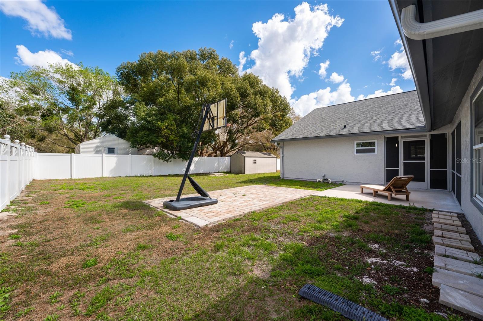 Image 48 of 55 For 5521 Oak Street