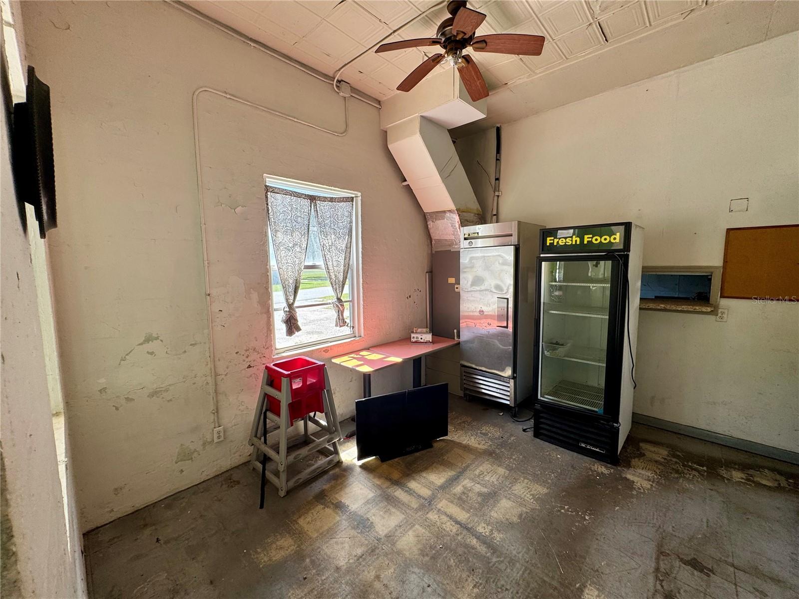 Image 4 of 7 For 800 Us 301  