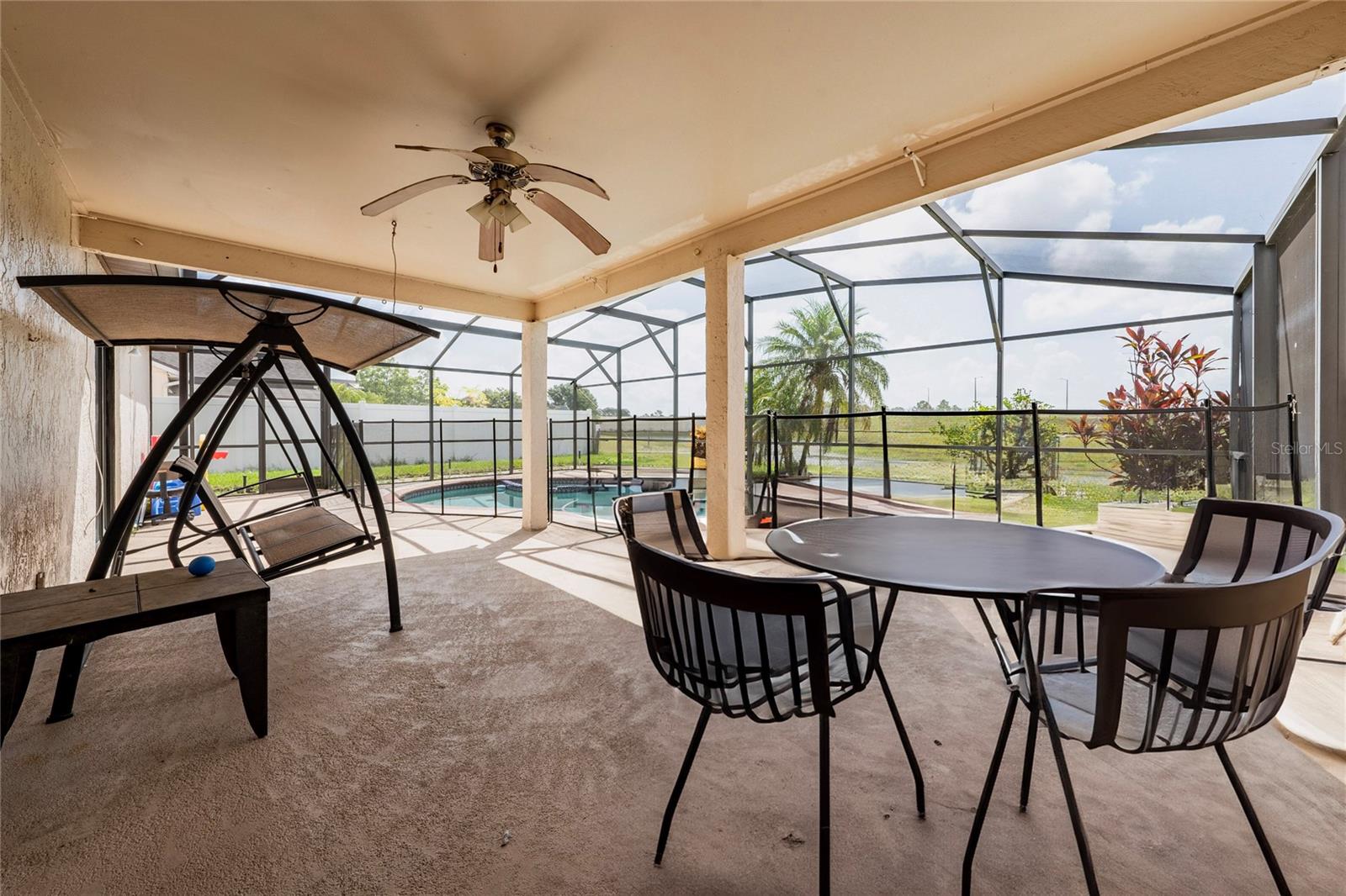 Image 32 of 42 For 12017 Fambridge