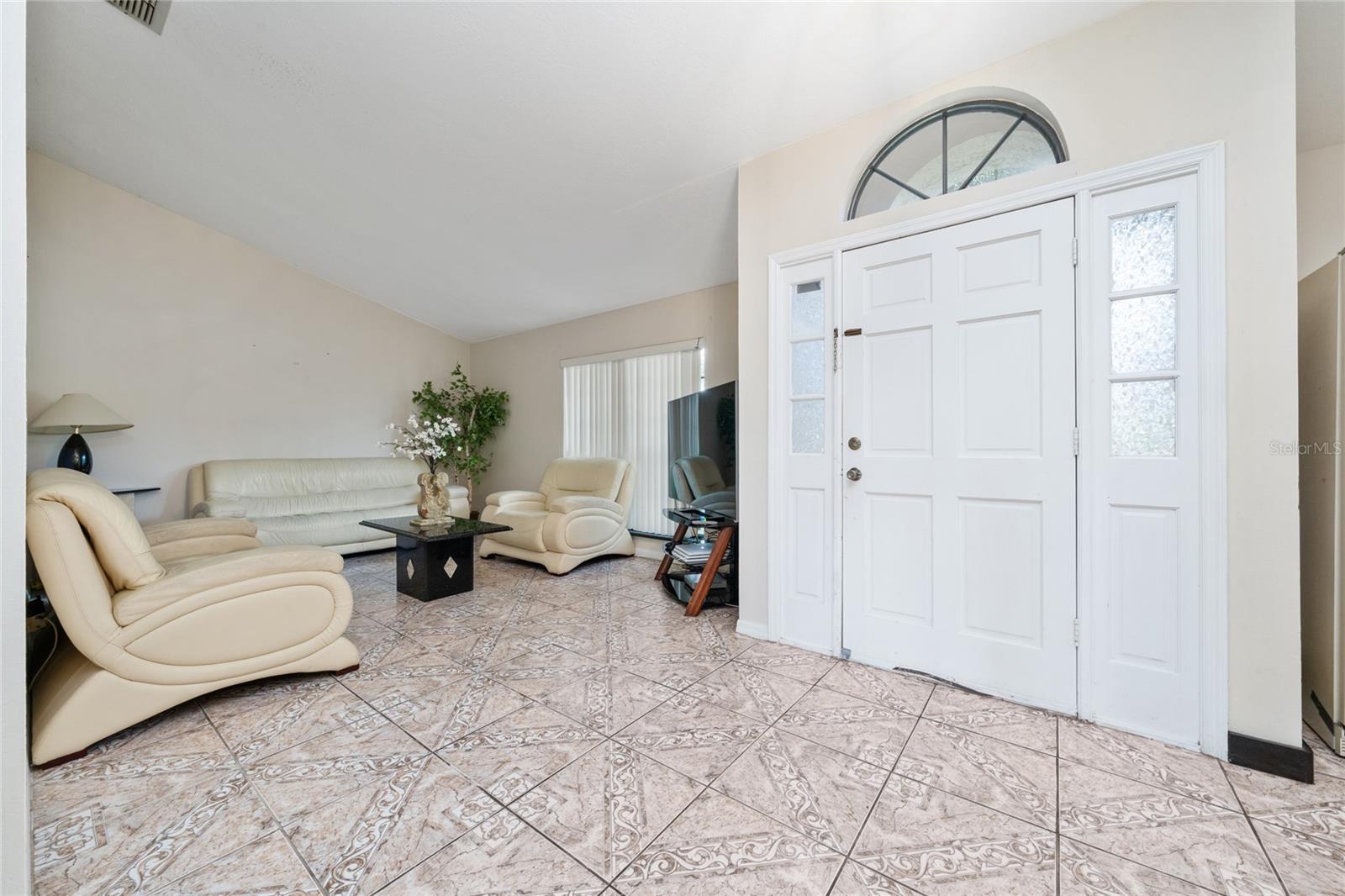 Image 7 of 42 For 12017 Fambridge