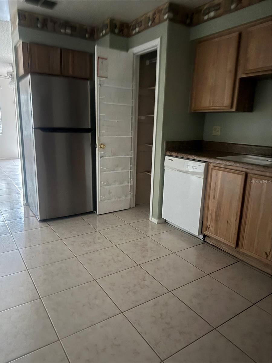 Image 5 of 14 For 22 Lake Villa Way