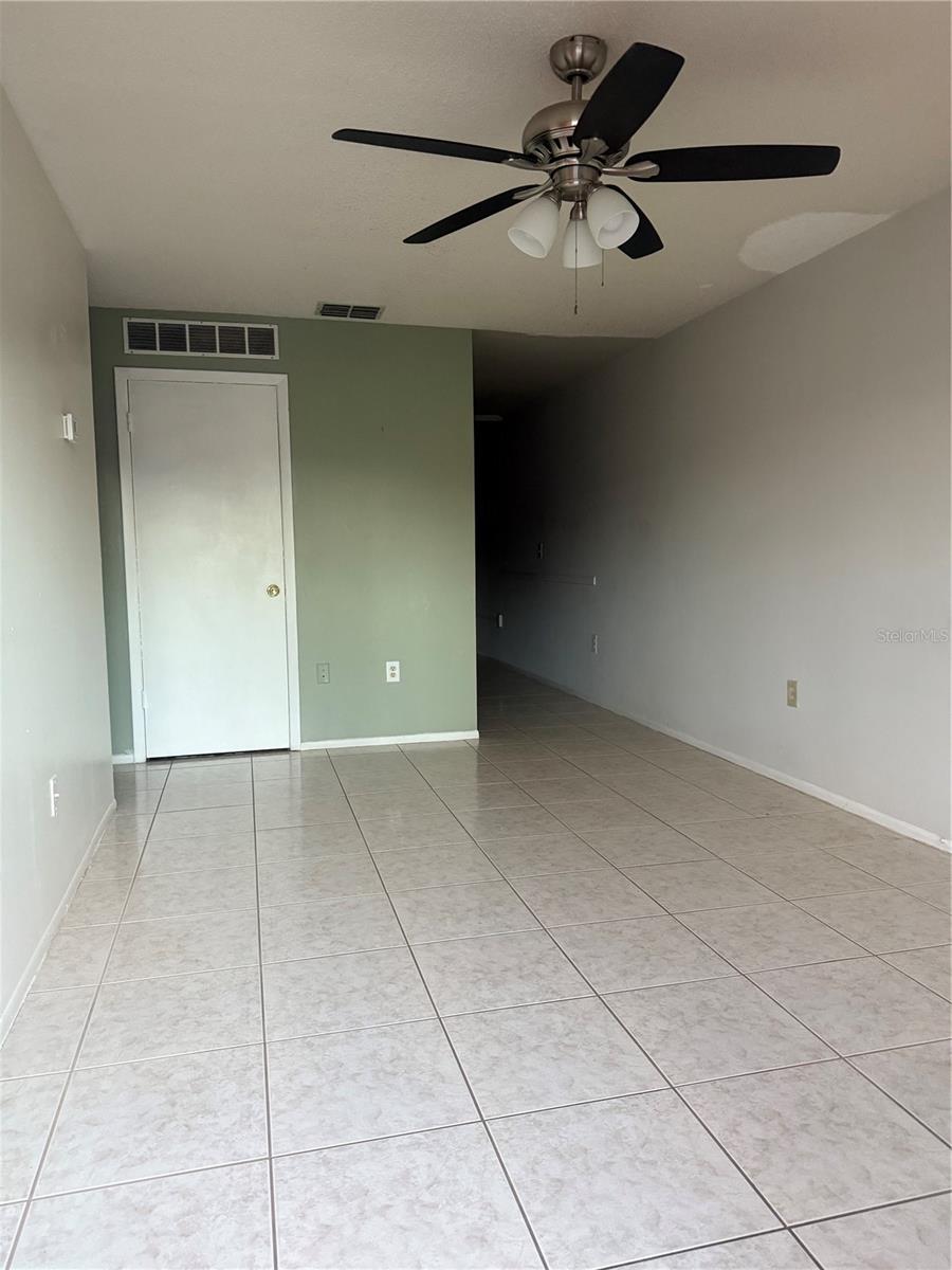 Image 8 of 14 For 22 Lake Villa Way