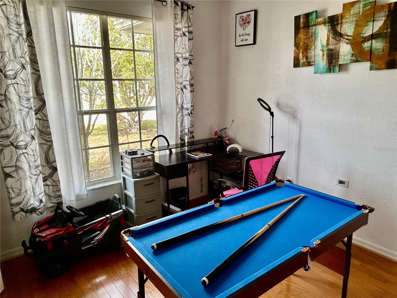 Image 22 of 55 For 2085 Raymond Drive